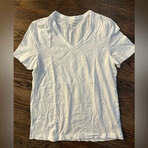 Universal Thread White V-Neck Tee